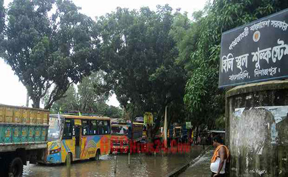 কাঙ্ক্ষিত পন্য রফতানি হচ্ছে না হিলি বন্দরে।