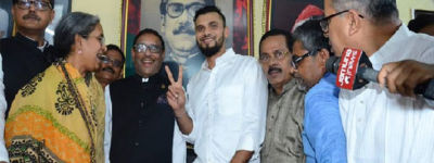 আওয়ামী লীগের মনোনয়নপত্র কিনলেন মাশরাফি