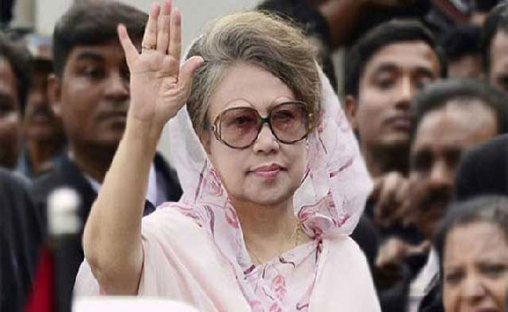 শেখ হাসিনাকেও আদালতে হাজির করা হোক: খালেদা জিয়া শেখ হাসিনাকেও আদালতে হাজির করা হোক: খালেদা জিয়া