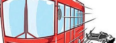 চট্টগ্রামে বাসের ধাক্কায় স্কুলছাত্র নিহত