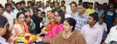 বাবুগঞ্জ উপজেলা চেয়ারম্যান ও ভাইস চেয়ারম্যানদ্বয়কে উপজেলা প্রশাসনের সংবর্ধনা