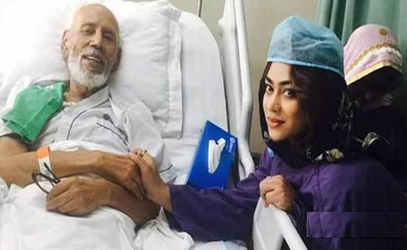 পপির সঙ্গে হাস্যোজ্জ্বল এটিএম শামসুজ্জামান