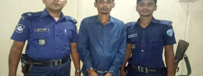 বাঁশখালী থানা পুলিশের অভিযানে ১৭ বছরের সাজাপ্রাপ্ত পলাতক আসামী গ্রেপ্তার।