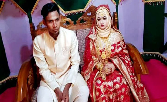 বৌভাতের আনুষ্ঠানিকতাটা সেরে ফেললেন মোস্তাফিজ