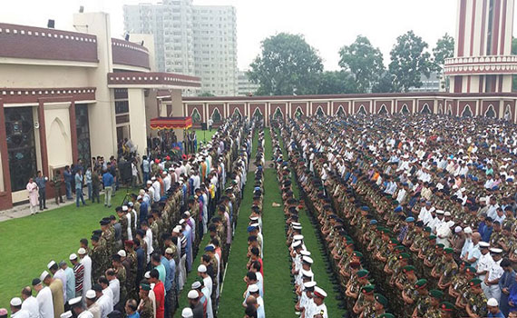সেনানিবাসে এরশাদের প্রথম জানাজা
